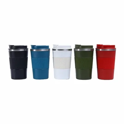 ¿Qué relación guarda el precio de un termo de café octogonal con su marca?